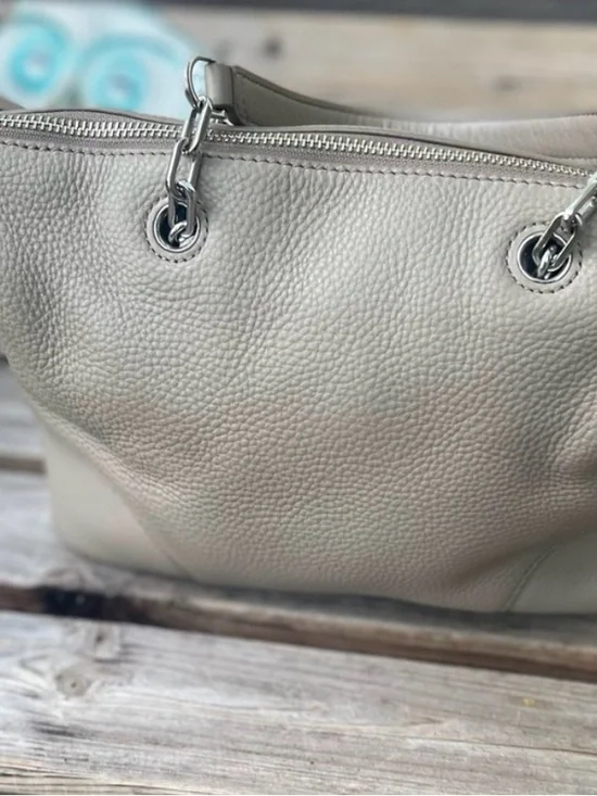 Tory Burch Pebbled Leather Tote in Light Gray - Picture 8 of 12